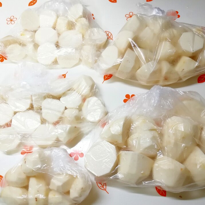 里芋保存法 用途別にカットして冷凍しましょ レシピ 作り方 By さとママ3645 楽天レシピ 里芋保存法 用途別にカットして冷凍しましょ レシピ 作り方 By さとママ3645 楽天レシピ